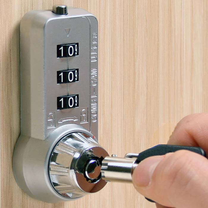 Combi-Cam Ultra 7440 in Chrome (Key not included)